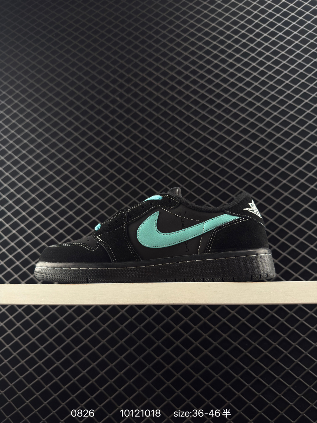 Travis Scott x Air Jordan 1 ” Reverse Mocha “